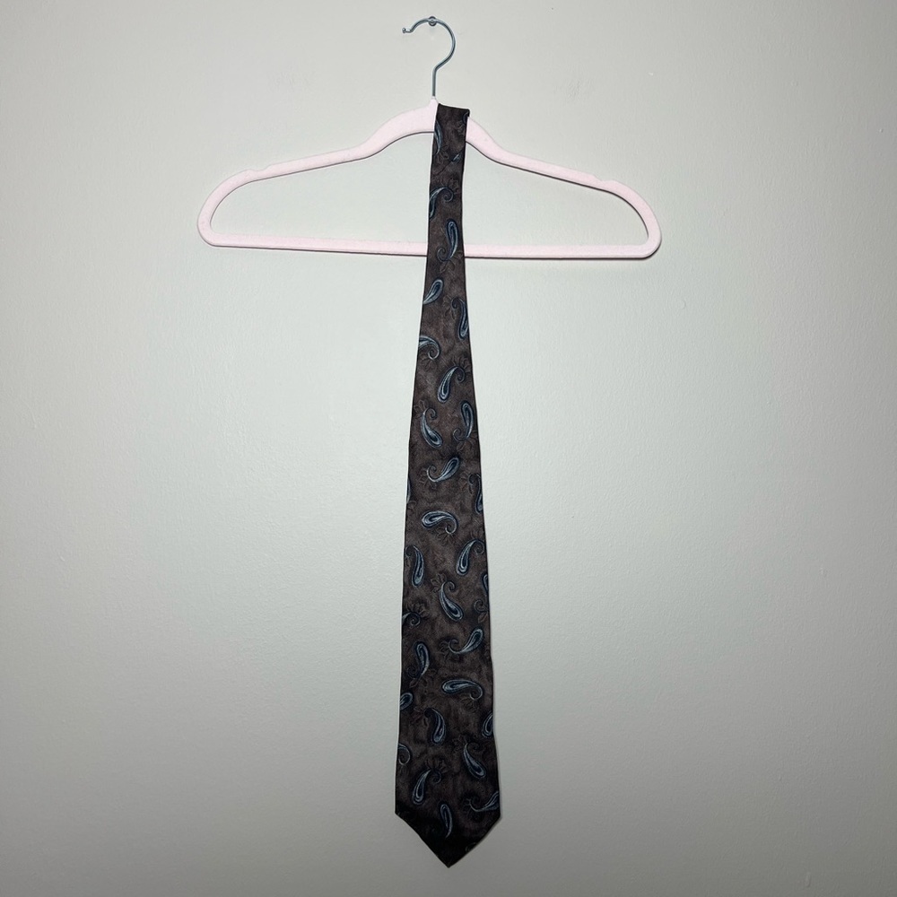 Vintage L’Atelier Paisley Print Silk Tie